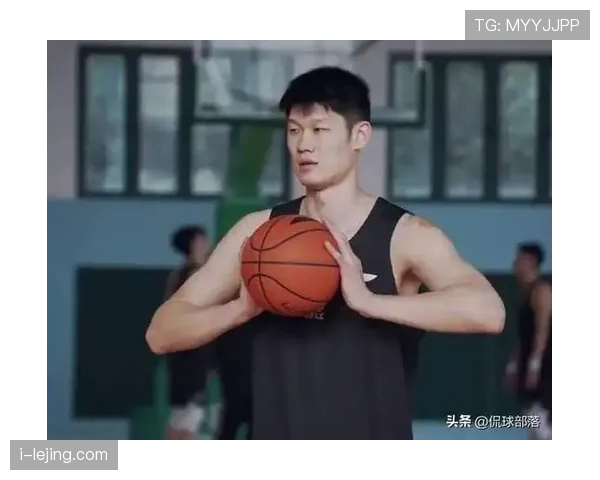 胡金秋家里冰箱塞满蛋白粉，邻居以为开了健身房