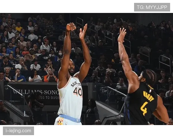 巴恩斯无球掩护助球权提升明显 拉开与队内组织者差距